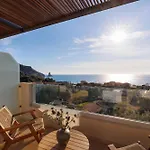 The Little Crab Lejlighedshotel 4*